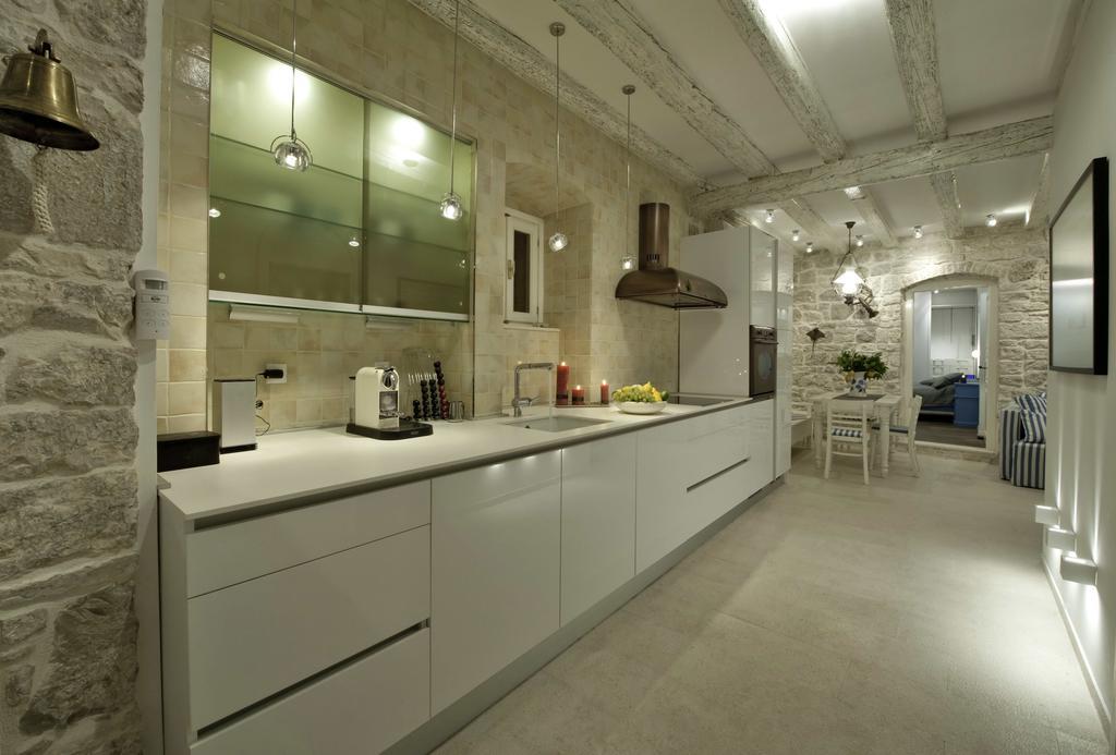 Komiža Apartment Whooart מראה חיצוני תמונה