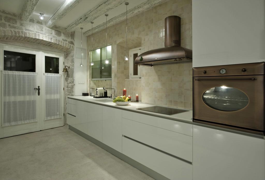 Komiža Apartment Whooart מראה חיצוני תמונה